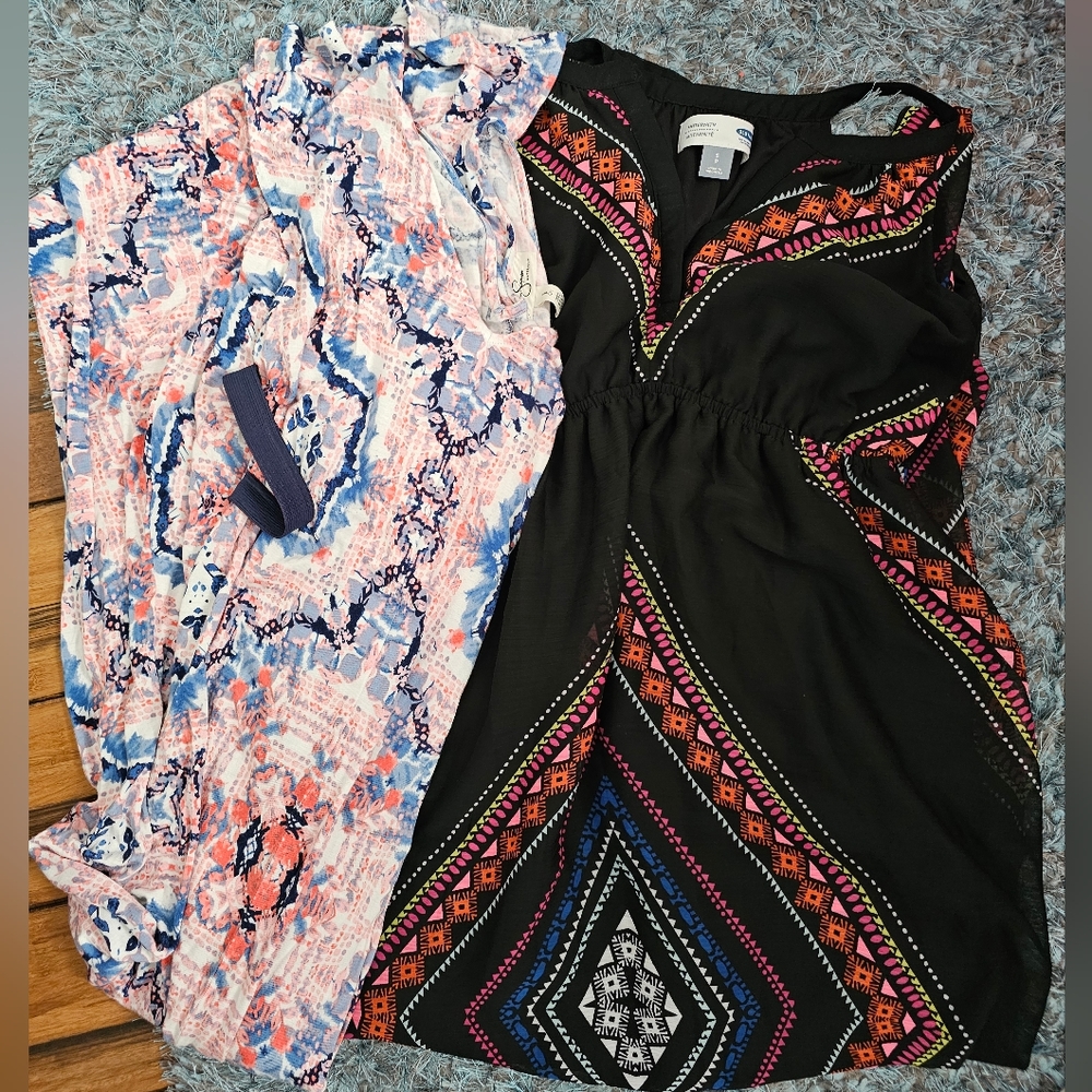 Maternity maxi dress lot - size small